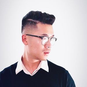 Meet your Posher, Van hoang